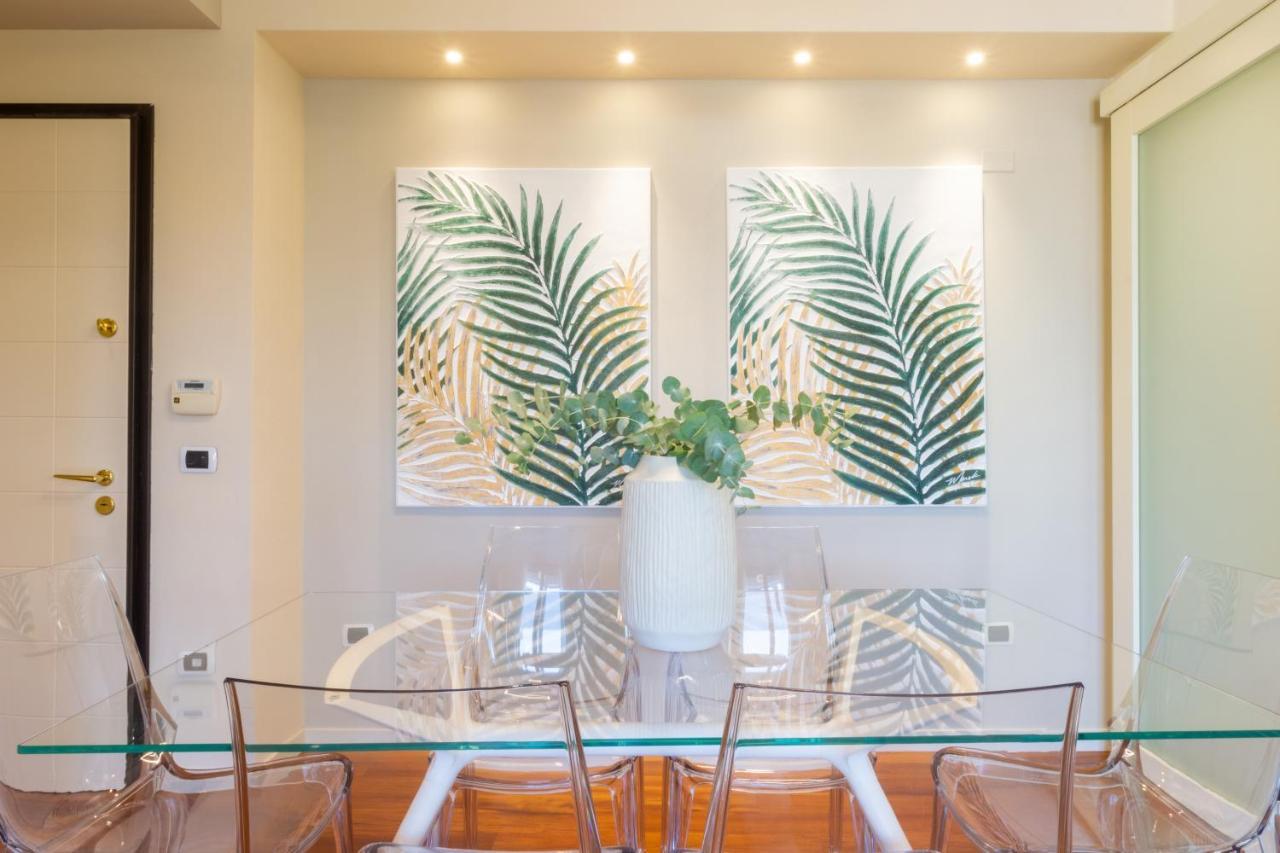Terrazza61 - Appartamento Con Vista Spettacolare Sulla Citta Di กาญารี ภายนอก รูปภาพ