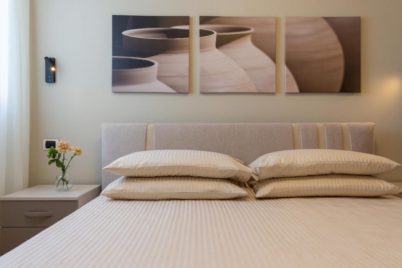 Terrazza61 - Appartamento Con Vista Spettacolare Sulla Citta Di กาญารี ภายนอก รูปภาพ